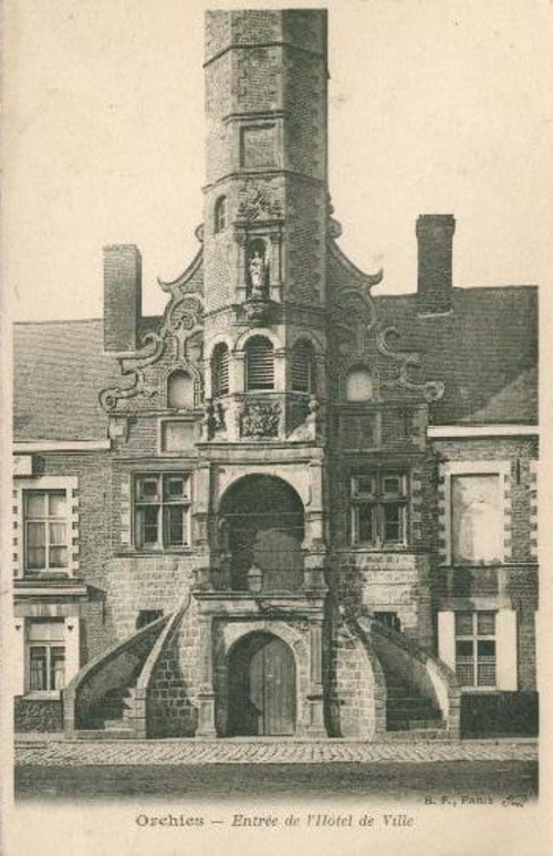 Orchies - Entrée de l'Hôtel de Ville