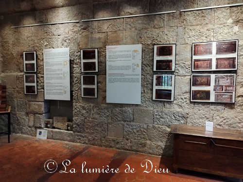 Fréjus, le cloître de la cathédrale saint Léonce