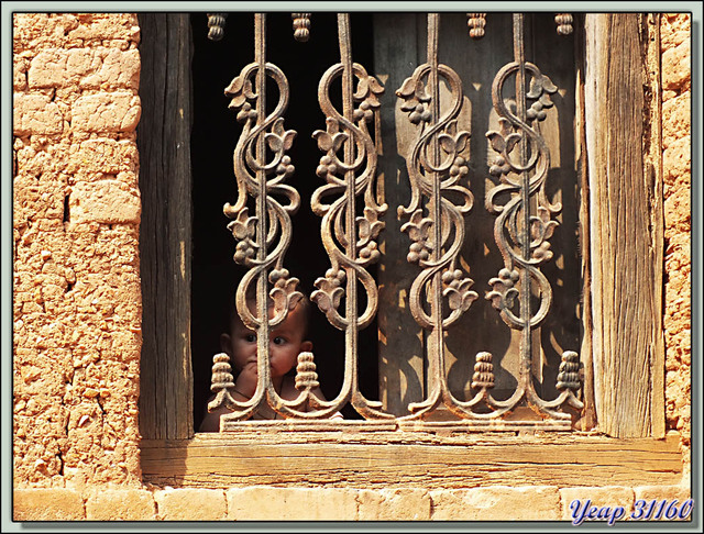 Blog de images-du-pays-des-ours : Images du Pays des Ours (et d'ailleurs ...), Dans les rues de Tansen (Palpa): apparition - Népal