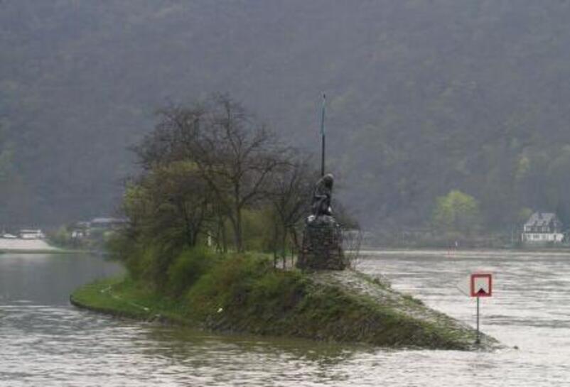 Résultat de recherche d'images pour "la statue de lorelei"