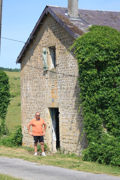 Ecluse 10 de Montgon, le canal des Ardennes