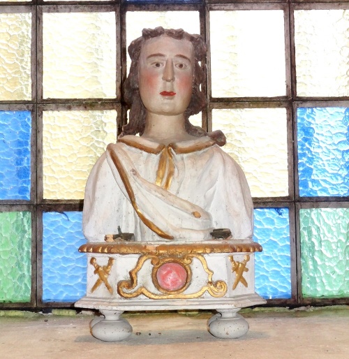 Bustes-reliquaires dans des églises Châtillonnaises..