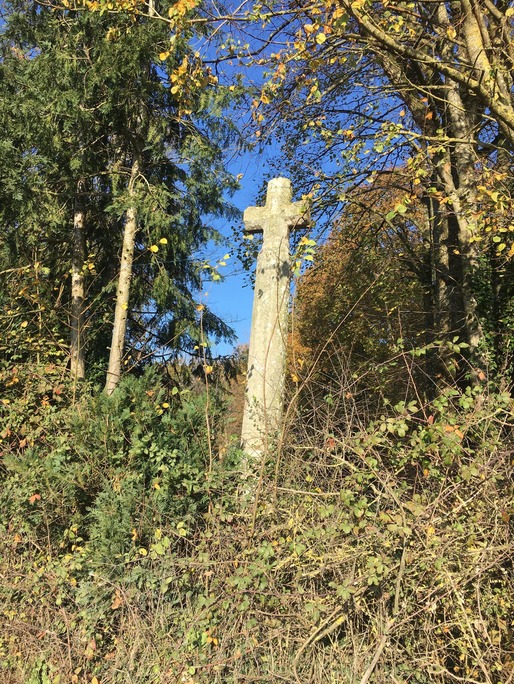 Peut être une image de monument