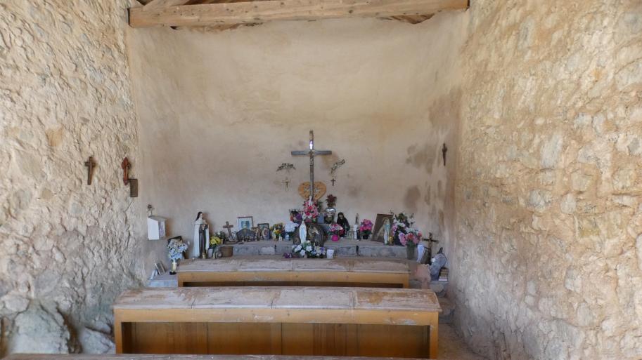 Peut être une image de 1 personne et évier