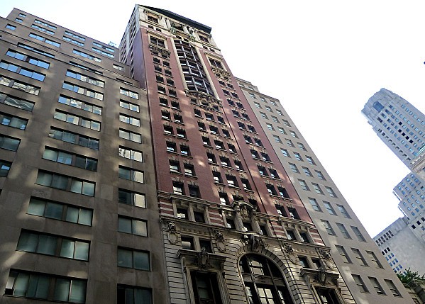 New-York-Buildings-Wall-Street.jpg