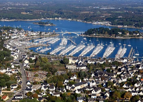 Résultat de recherche d'images pour "la trinité sur mer"