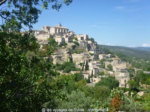 GORDES VUE SUR LE VILLAGE 1