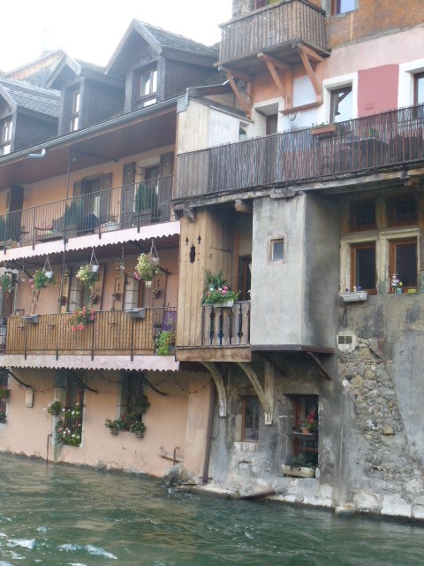       ANNECY,  LA VENISE DES ALPES