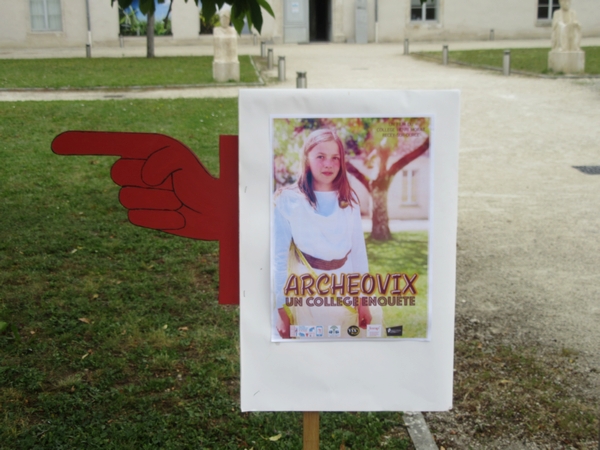 La vidéo "ArchéoVix, un collège enquête", tournée par les élèves de 6ème du Collège Henri Morat de Recey sur Ource a été présentée, et elle est SENSATIONNELLE  !