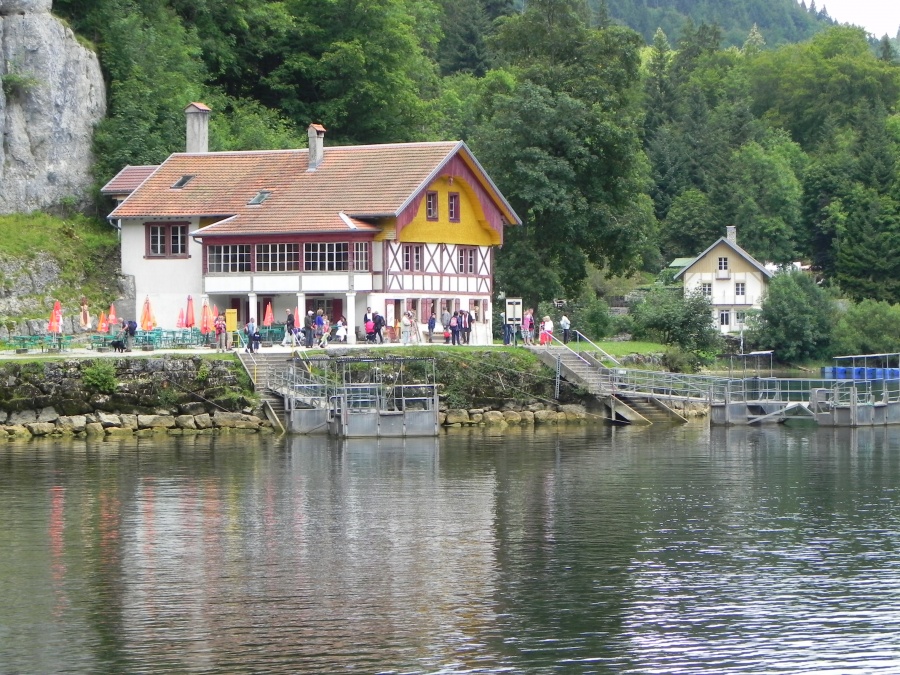 La ballade en bateau pour aller aux Sauts du Doubs