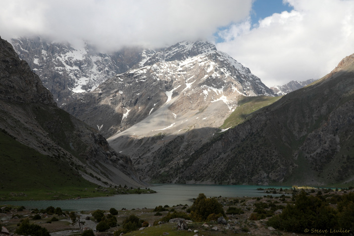 Le grand lac, Tadjikistan