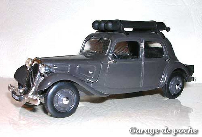 Citroën Traction 11 légère  gazogène 1941 