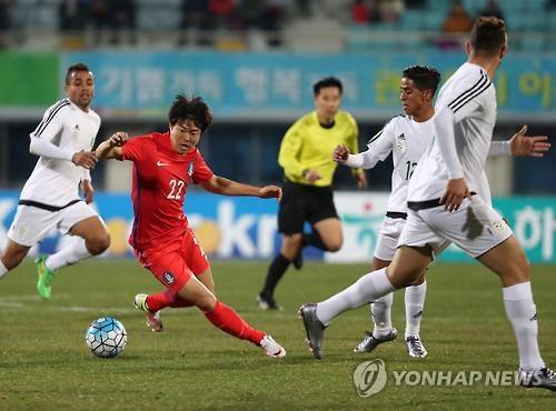 Vendredi 25.3.2016 à Seoul Amical U23 Corée du Sud-EN 2-0