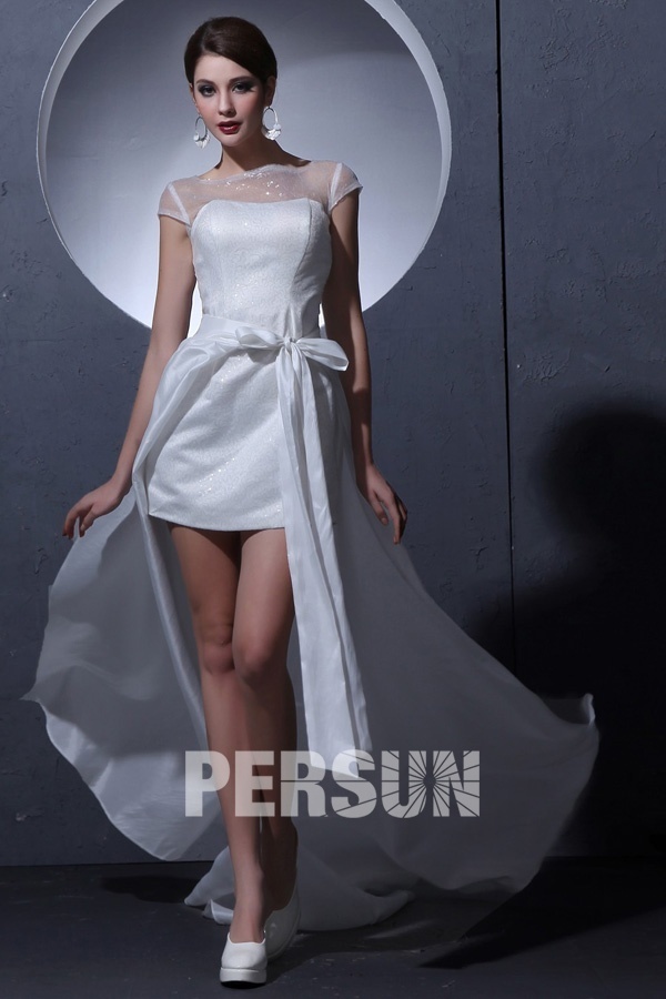 robe de mariée moderne simple col illusion à manche courte avec jupe détachable