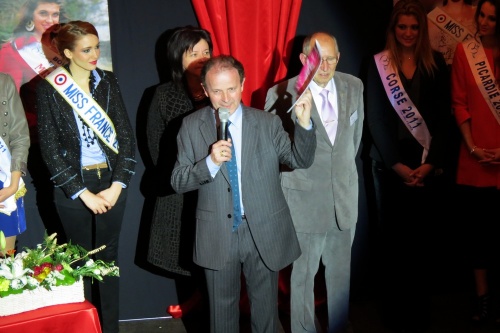 L'accueil de Miss France, Miss Bourgogne, Miss Corse et Miss Picardie par le Comité de Châtillon sur Seine