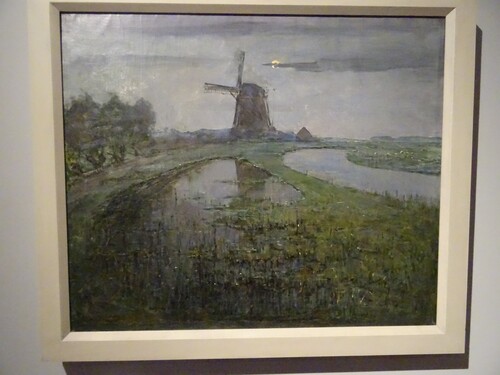 Le long des galeries au Rijksmuseum d'Amsterdam (Pays-Bas)