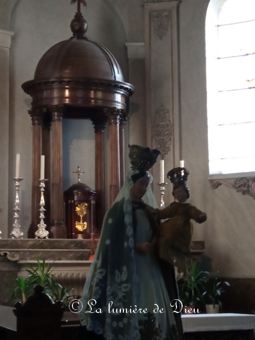 Menin (Belgique), l'église Saint Vaast