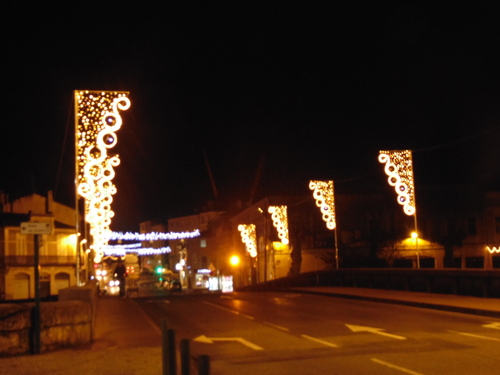 Balade nocturne...Les illuminations à Auch........