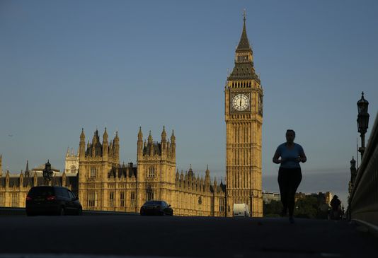 Matt Dunham / AP La palais de Westminster, qui accueille le Parlement britannique à Londres.