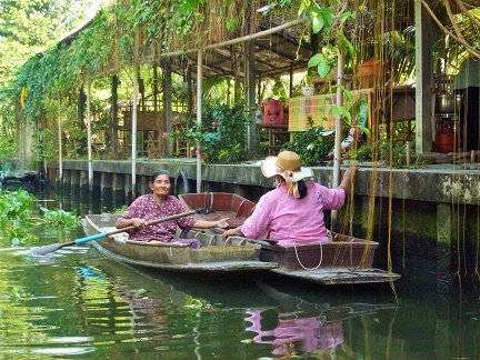 Balade sur les Klongs (Bangkok) - Tour du monde Perrine et Yann