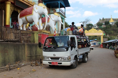 Sur les routes, en Birmanie