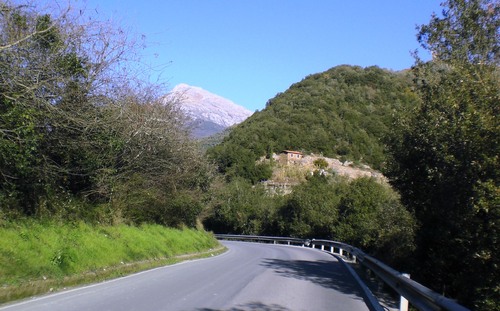 Sur la route entre Olivetta San Michele et Apricale