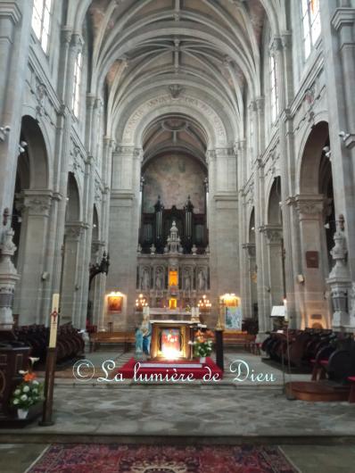 Sainte-Anne d'Auray, la basilique