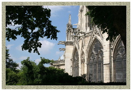 PARISIADES