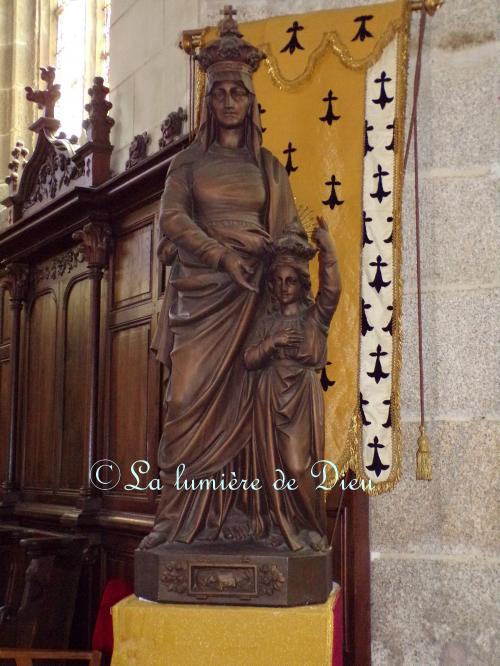 Auray, l'église Saint Sauveur