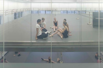 Iwan-Baan---School-of-American-Ballet-View-into-Studios-3