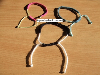 Bracelets en laine