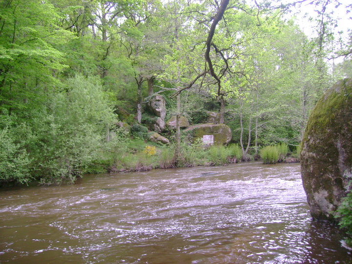 RANDONNEE A SAINT-JUNIEN .HAUTE-VIENNE . 87200