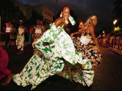 Costume Traditionnel Danse du Dragon - Haut de gamme, 7 personnes 