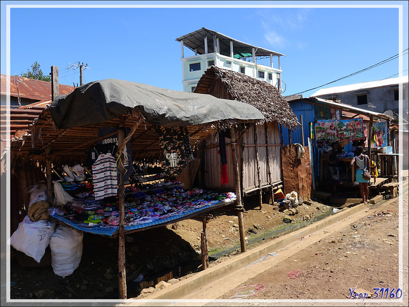 Dans les rues de Hellville - Nosy Be - Madagascar