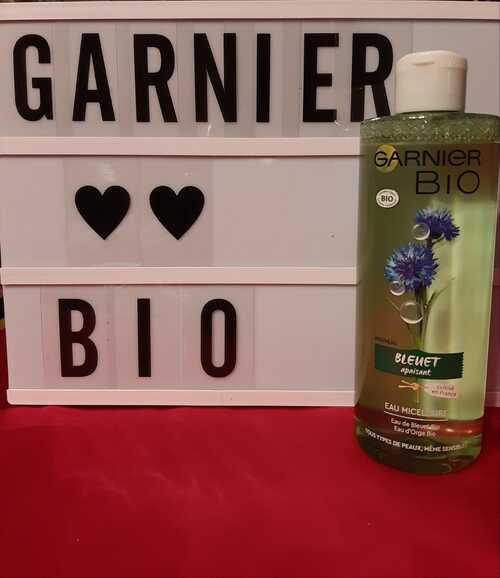 eau micellaire au bleuet apaisant garnier bio