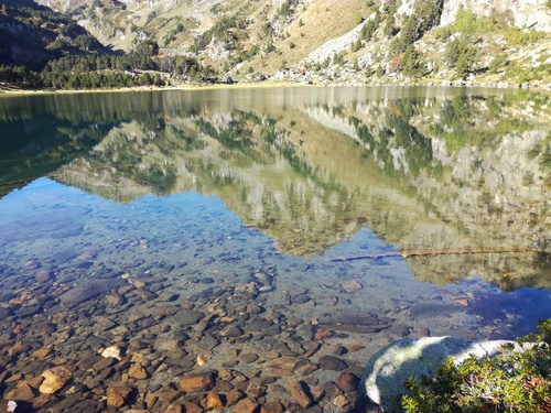 Roc Blanc, le géant du Donezan. Club de randonnée des hautes Corbières