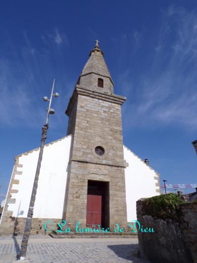 Erdeven, l'église Saint Pierre et Saint Paul
