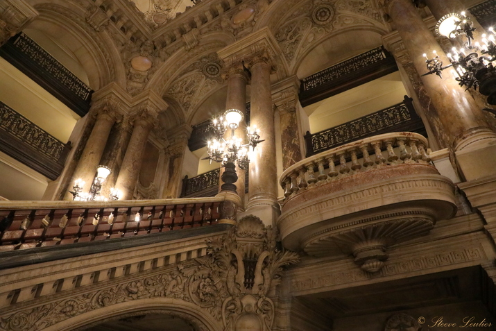 L'entrée de l'Opéra Garnier, Paris
