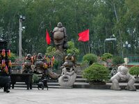 Wihan Sian statues en pierre