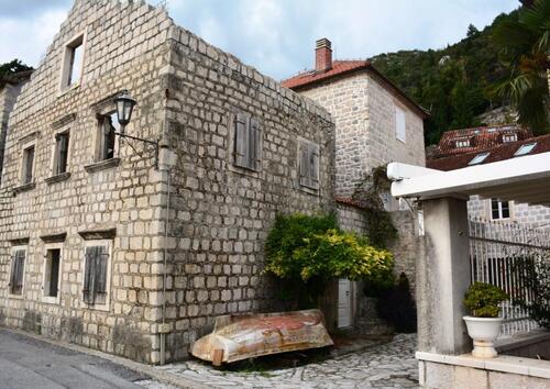 Le Village de Perast 