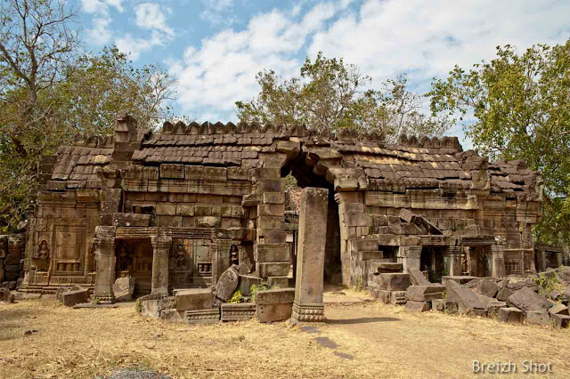 Banteay Prei Nokor - Le site est laissé à lui même Banteay Prei Nokor - Le site est laissé à lui même