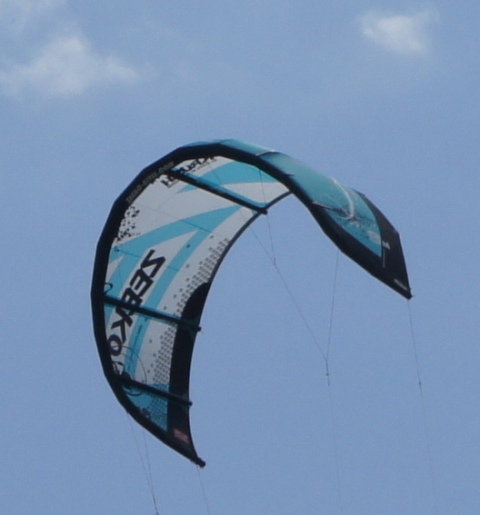 Kitesurf à la Saline (2/4) -
