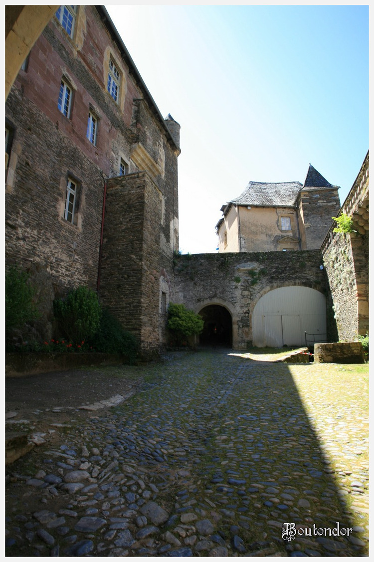 Estaing (Aveyron-12) serie 2