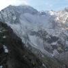 De la crête Sud de la Hourquette de Bugarret, le sommet 2678 m, le pic Long et le lac Tourrat