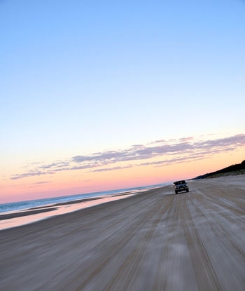 Sunset-Beach-Cars-v1