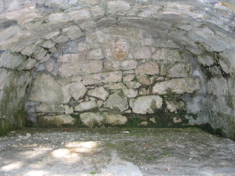 Accous, fontaine de Saint-Christau