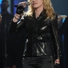 Madonna @ Hope For Haiti - 22.01 (2).jpg