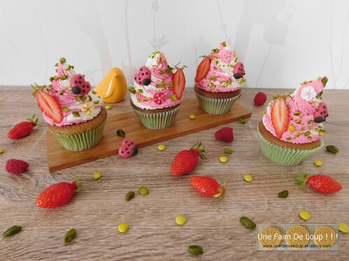 Cupcakes printaniers fraise pistache