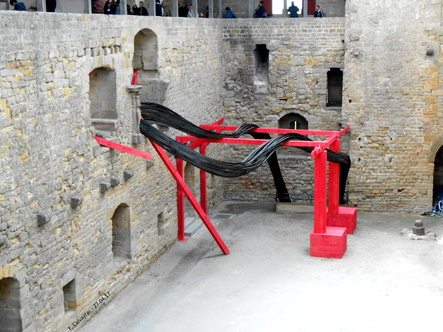 Exposition d'art contemporain au château comtal