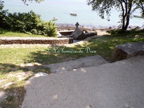 île de Saint Cado, la fontaine de Saint Cado